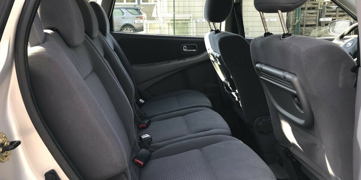 Nissan Almera Tino Luxury für kleines Geld 189.500 km 1.499 &euro; Hamburg 22339
