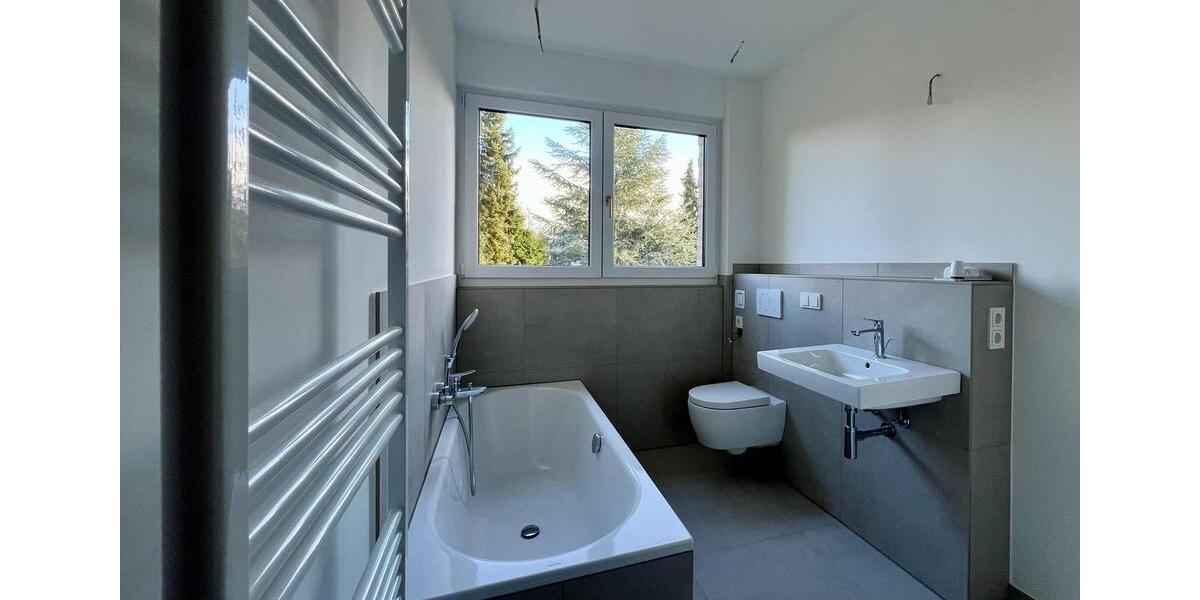 Maisonettenwohnung Hamburg Altona - 4 Zimmer, 93 m&sup2;, 2.150&euro; | Angebot:24662323