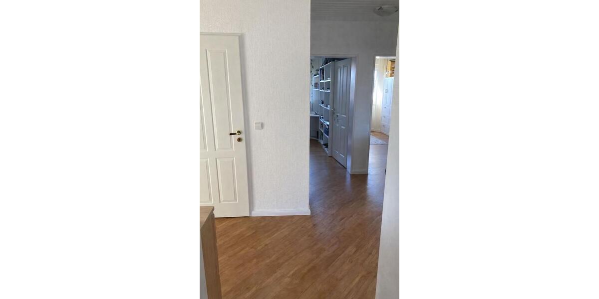 Etagenwohnung Reinbek - 4 Zimmer, 91 m&sup2;, 350.000&euro; | Angebot:25414720