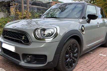 Mini Countryman SE (Cooper) 43.200 km 20.250 &euro; Hamburg 22393