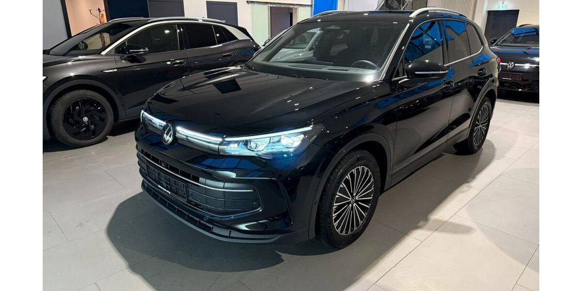 VW Tiguan 26.200 km 33.990 &euro; Tornesch 25436