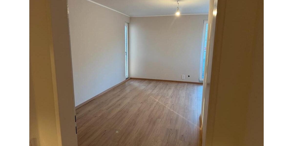 Etagenwohnung Hamburg Wandsbek - 3 Zimmer, 65 m&sup2;, 1.300&euro; | Angebot:25483310