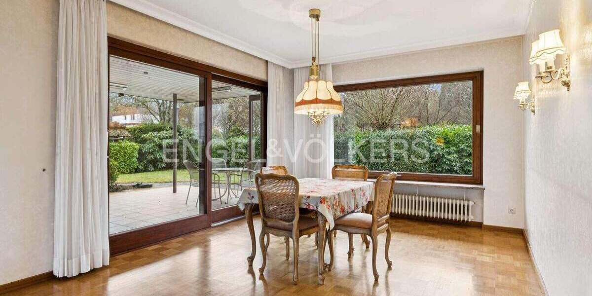 Einfamilienhaus Ahrensburg - 7 Zimmer, 300 m&sup2;, 1.500.000&euro; | Angebot:25701922