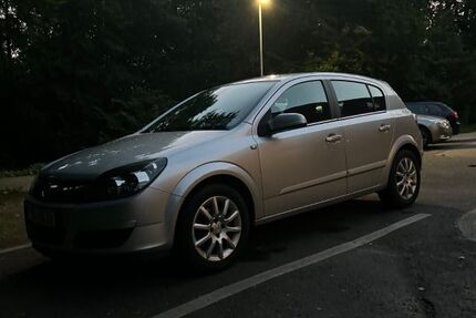Opel Astra 208.300 km 1.950 &euro; Bad Oldesloe 23843