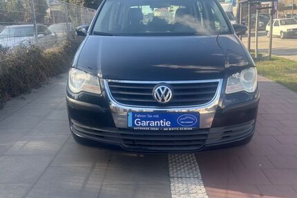 VW Touran 234.000 km 3.300 &euro; Hamburg 20097