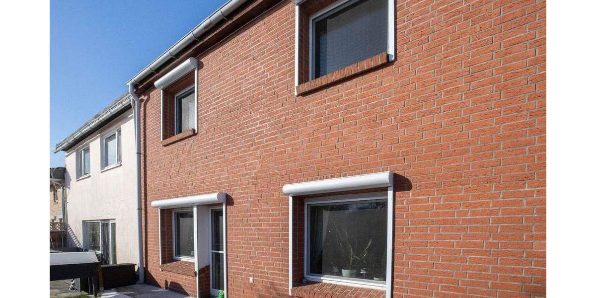 Reihenmittelhaus Uetersen - 5 Zimmer, 121 m&sup2;, 299.000&euro; | Angebot:25663037