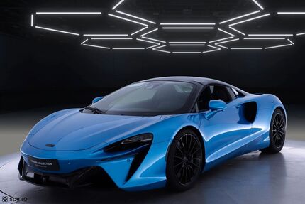 McLaren Artura 2.200 km 264.800 &euro; Hamburg 20459