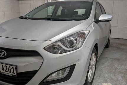 Hyundai i30 89.332 km 7.800 &euro; Hamburg 22119