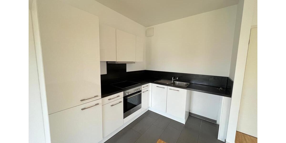 Etagenwohnung Ahrensburg - 2.5 Zimmer, 76 m&sup2;, 1.020&euro; | Angebot:25364792