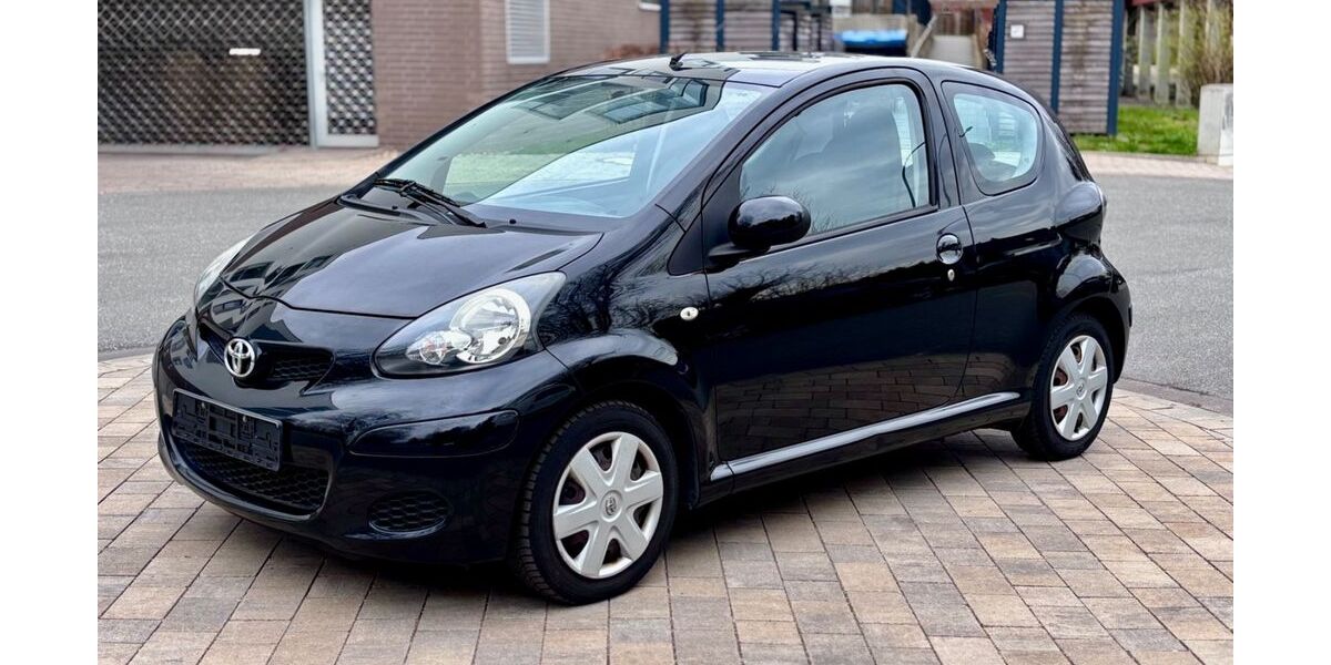Toyota Aygo (X) 69.776 km 5.299 &euro; Norderstedt 22848