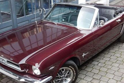 Ford Mustang 121.577 km 36.900 &euro; Hamburg 22179