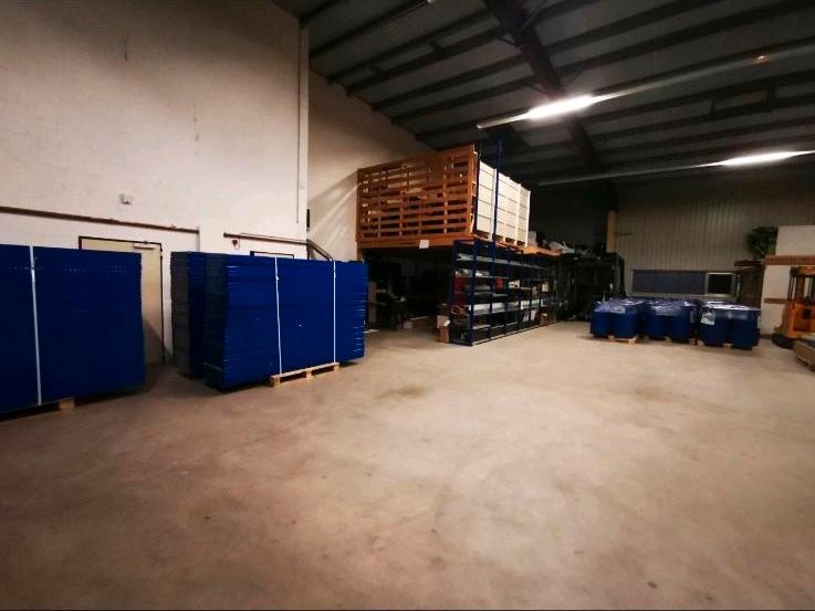 Gewerbeobjekt Uetersen - 7&euro; | Angebot:25856092