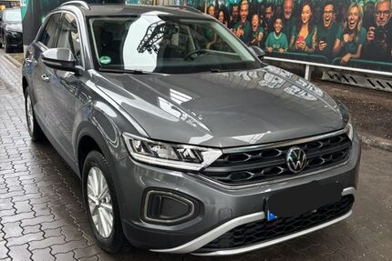 VW T-Roc 15.000 km 26.500 &euro; Hamburg 20097