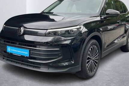 VW Tiguan 25.046 km 33.850 &euro; Hamburg 22111