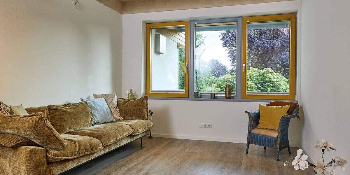 Einfamilienhaus Hoisdorf - 8 Zimmer, 327 m&sup2;, 1.285.000&euro; | Angebot:25708442