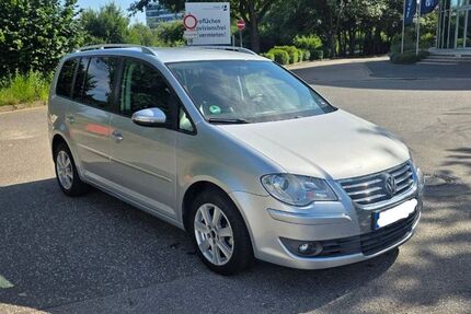VW Touran 142.000 km 4.750 &euro; Norderstedt 22848