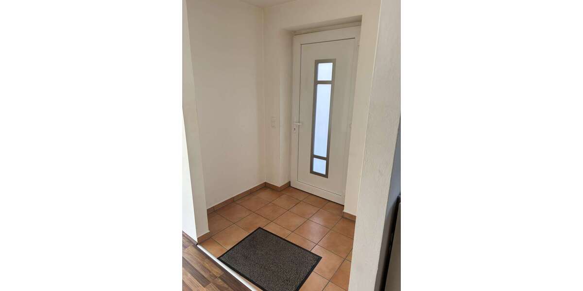 Etagenwohnung Hamburg Eimsbüttel - 3 Zimmer, 82 m&sup2;, 1.100&euro; | Angebot:26071311