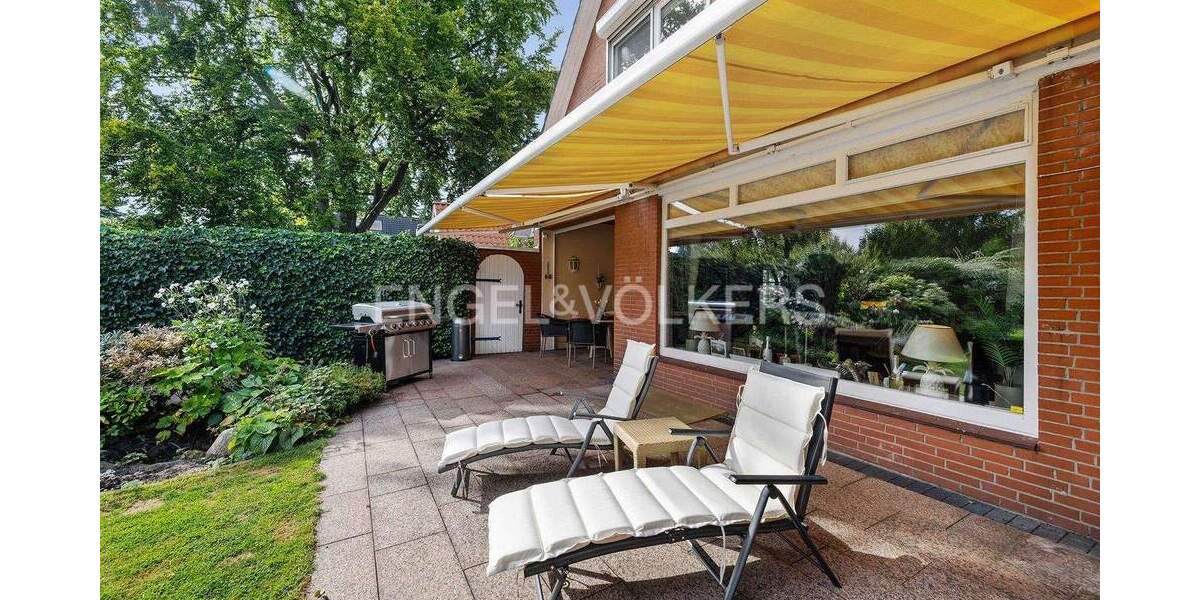 Einfamilienhaus Norderstedt Garstedt - 9 Zimmer, 317 m&sup2;, 1.100.000&euro; | Angebot:25701916