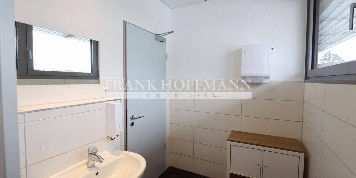 Gewerbeobjekt Quickborn - 2.390&euro; | Angebot:25700514