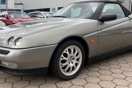 Alfa Romeo Spider 111.108 km 4.590 &euro; Elmshorn 25335
