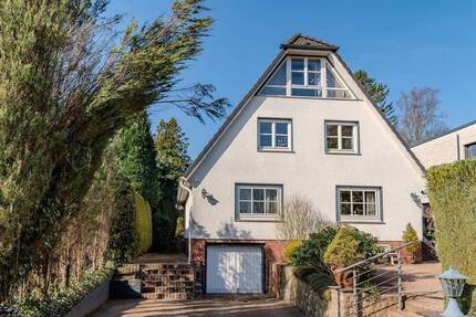 Haus Hamburg Poppenbüttel - 6 Zimmer, 219 m&sup2;, 1.250.000&euro; | Angebot:26053642