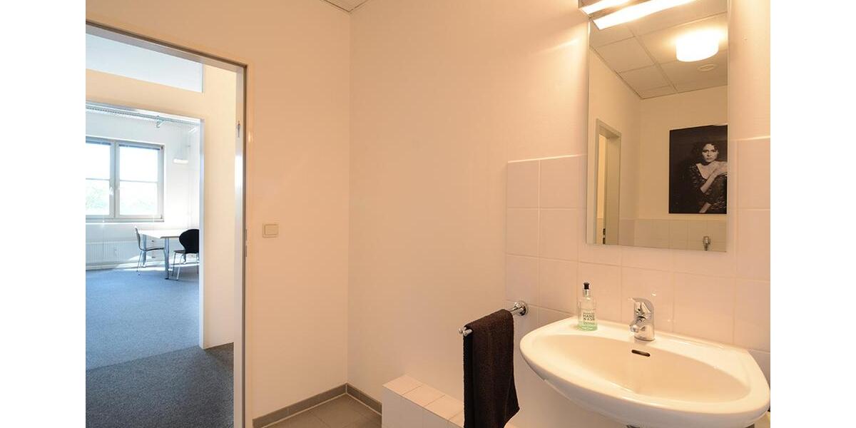 Gewerbeobjekt Hamburg Bahrenfeld - 300&euro; | Angebot:25969319