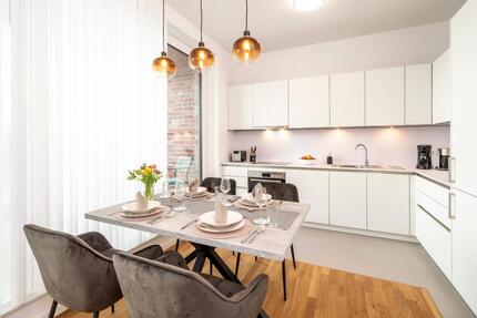 Wohnung Hamburg Ohlsdorf - 2 Zimmer, 65 m&sup2;, 1.750&euro; | Angebot:25257627