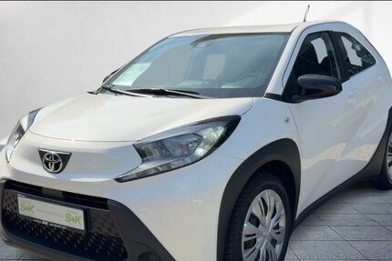 Toyota Aygo (X) 20.125 km 13.480 &euro; Hamburg 21079