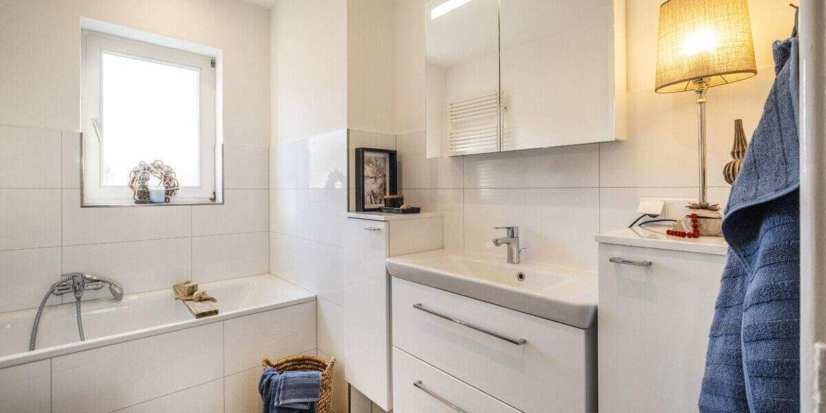 Einfamilienhaus Hamburg Volksdorf - 8 Zimmer, 200 m&sup2;, 1.690.000&euro; | Angebot:25680513