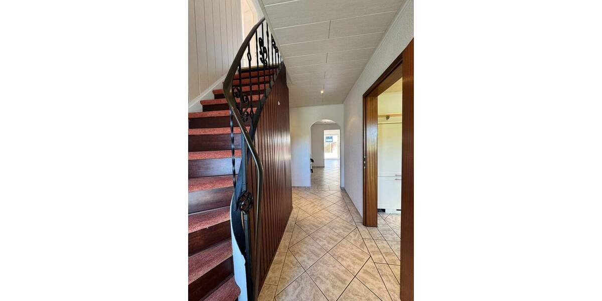 Mehrfamilienhaus, Wohnhaus Kaltenkirchen - 9 Zimmer, 285 m&sup2;, 770.000&euro; | Angebot:25729679