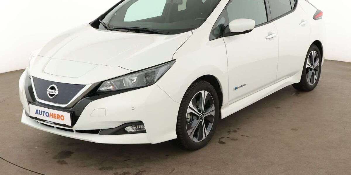 Nissan Leaf 8.366 km 14.990 &euro; Hamburg 22529