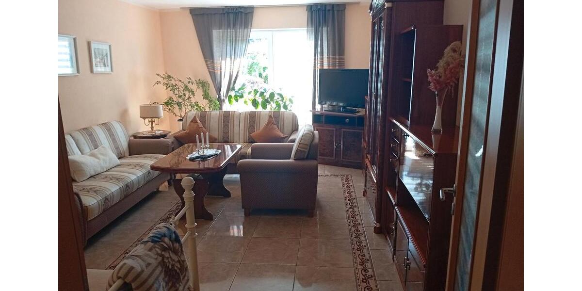 Erdgeschoßwohnung Pinneberg - 2 Zimmer, 78 m&sup2;, 1.700&euro; | Angebot:25756508