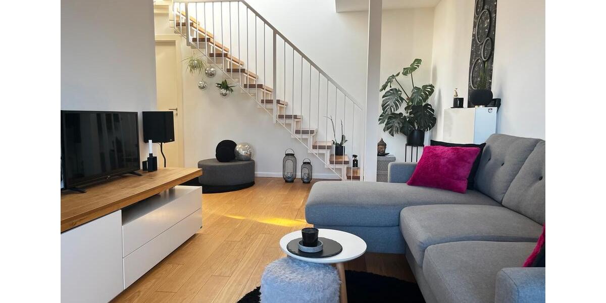 Dachgeschoßwohnung Hamburg Bahrenfeld - 2 Zimmer, 60 m&sup2;, 1.550&euro; | Angebot:25715644