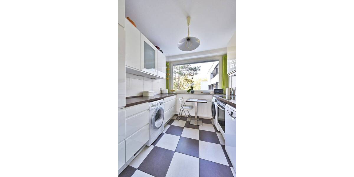 Etagenwohnung Wedel - 4 Zimmer, 98 m&sup2;, 324.000&euro; | Angebot:25690470