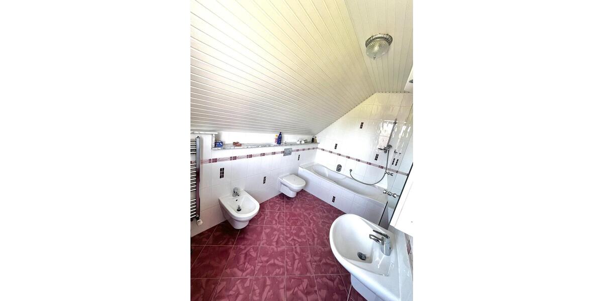 Reihenhaus Bad Oldesloe - 5 Zimmer, 150 m&sup2;, 335.000&euro; | Angebot:27119366
