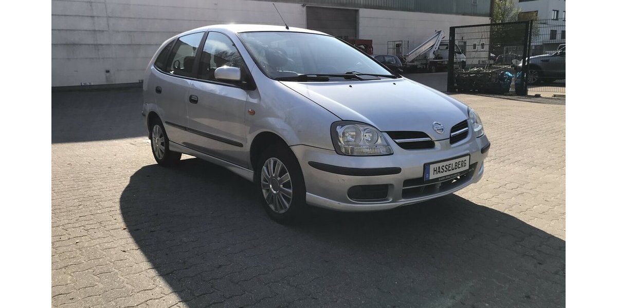 Nissan Almera Tino Luxury für kleines Geld 189.500 km 1.499 &euro; Hamburg 22339