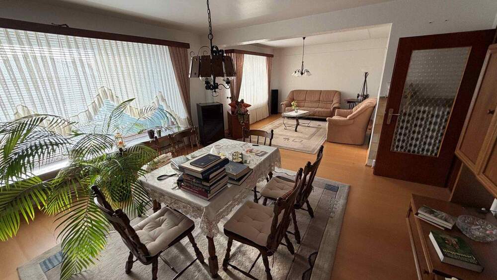 Mehrfamilienhaus, Wohnhaus Heist - 8 Zimmer, 214 m&sup2;, 495.000&euro; | Angebot:25742353