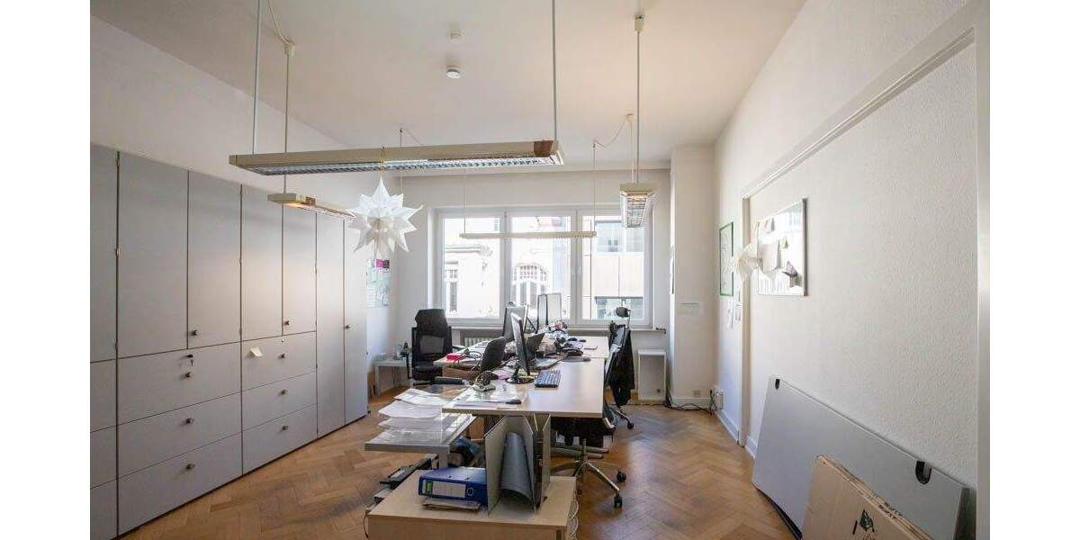 Gewerbeobjekt Elmshorn - 5 Zimmer, 246 m&sup2;, 2.490&euro; | Angebot:25726770