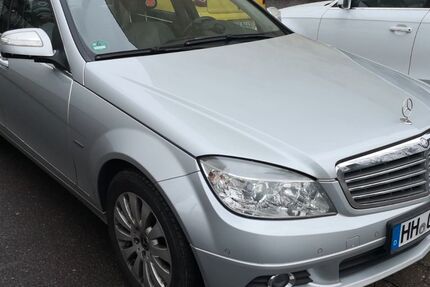 Mercedes-Benz C 180 250.071 km 4.500 &euro; Hamburg 21077