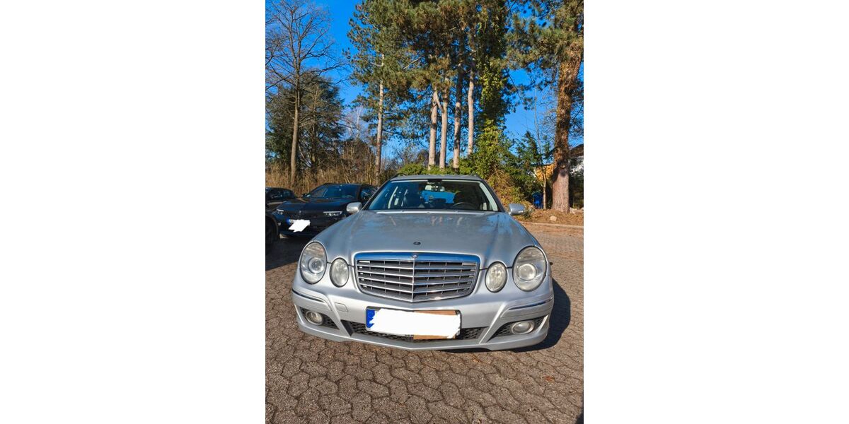 Mercedes-Benz E 200 326.283 km 1.600 &euro; Reinbek 21465
