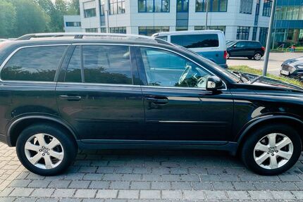 Volvo XC90 214.600 km 9.950 &euro; Hamburg 22397