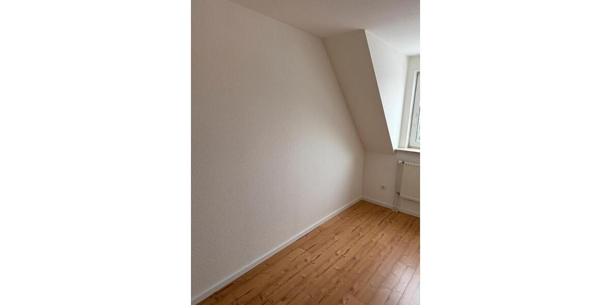 Maisonettenwohnung Grünendeich - 3 Zimmer, 117 m&sup2;, 150.000&euro; | Angebot:24812038