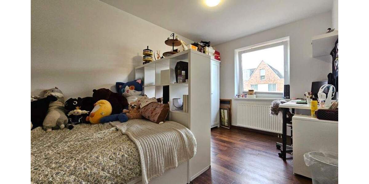 Mehrfamilienhaus, Wohnhaus Hamburg-Duvenstedt Duvenstedt - 6 Zimmer, 131 m&sup2;, 595.000&euro; | Angebot:25927569
