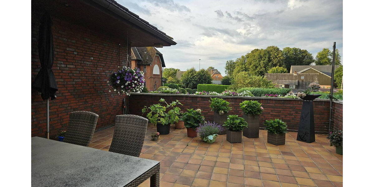 Einfamilienhaus Sülfeld Tönningstedt - 1 Zimmer, 298 m&sup2;, 650.000&euro; | Angebot:26064925