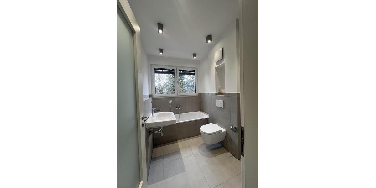 Maisonettenwohnung Hamburg Altona - 6 Zimmer, 142 m&sup2;, 2.982&euro; | Angebot:25967508