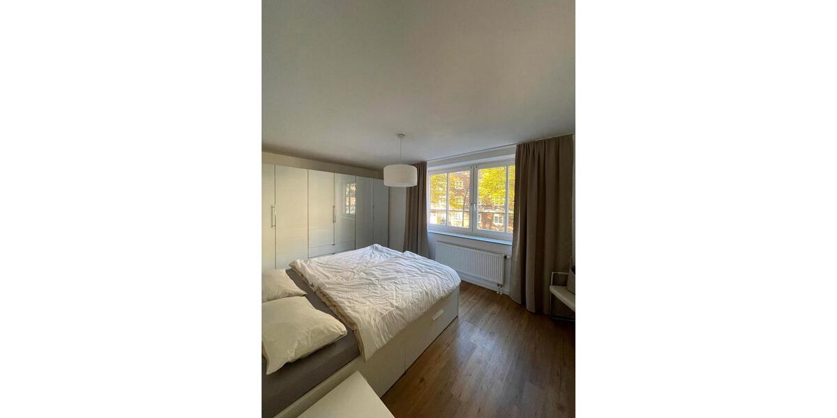 Etagenwohnung Hamburg Uhlenhorst - 2 Zimmer, 70 m&sup2;, 1.650&euro; | Angebot:25409472