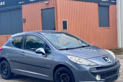 Peugeot 207 142.000 km 1.490 &euro; Bargteheide 22941