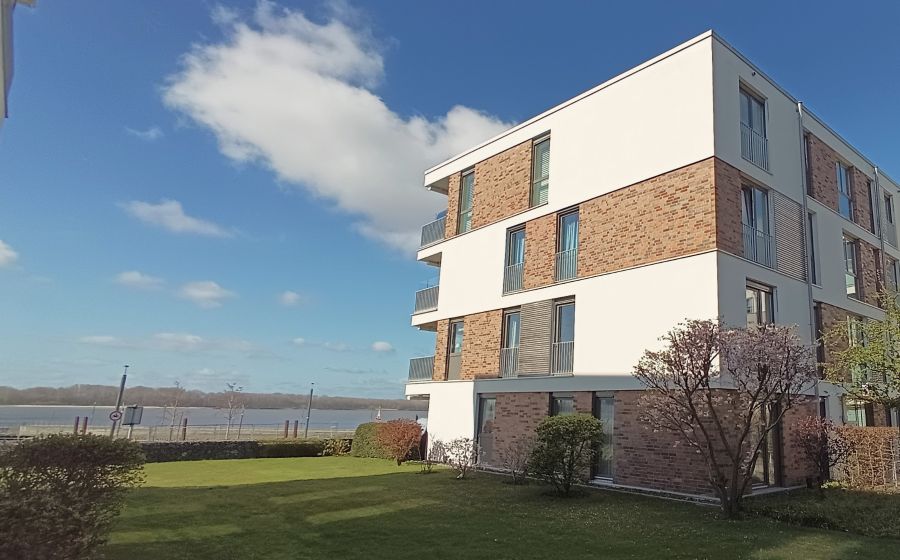 Provisionsfrei* Elbblick, Wasserblick, Elbe bei Hamburg, moderne & altersgerechte Terrassenwohnung - 3- Wedel | Angebot:26973288