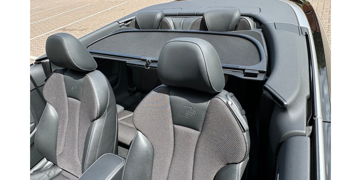 Audi A3 Cabriolet 42.111 km 25.298 &euro; Hamburg 20038