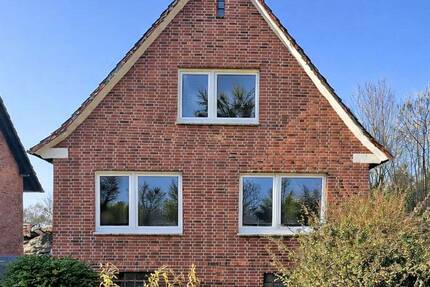 Haus Hamburg Bramfeld - 4 Zimmer, 94 m&sup2;, 499.000&euro; | Angebot:26042925